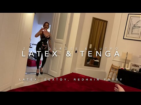 ❤️ Ngoanana e monyane ea nang le hlooho e khubelu ea apereng seaparo sa latex se kentsoeng ke ntate oa bobeli Lintho tsa bootsoa tsa boleng ho st.playcrot69.top ❌️
